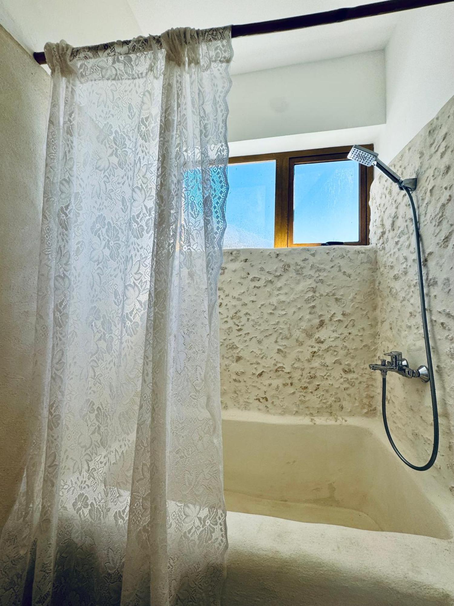 Suami S Room Casa Padura 카바레테 외부 사진